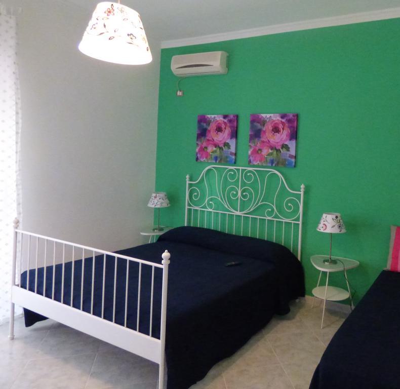La Darsena Di Fiumicino Bed and Breakfast Δωμάτιο φωτογραφία