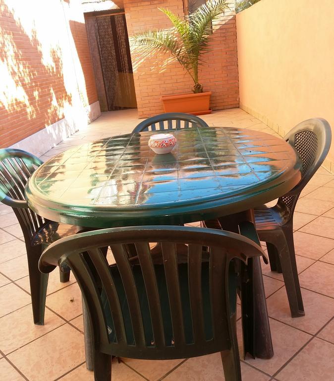 La Darsena Di Fiumicino Bed and Breakfast Δωμάτιο φωτογραφία