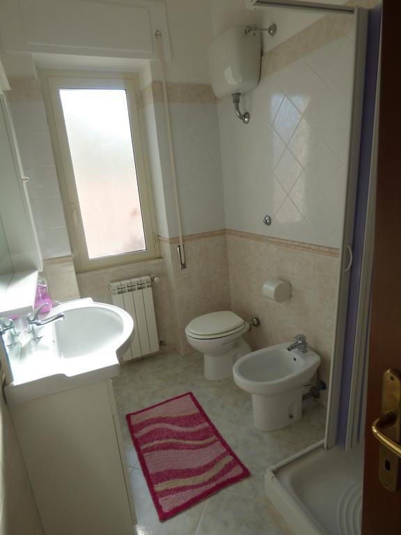 La Darsena Di Fiumicino Bed and Breakfast Δωμάτιο φωτογραφία